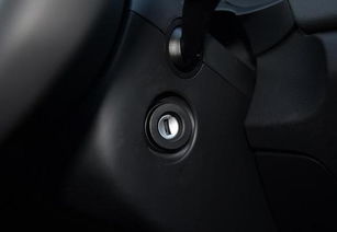 方向盤及點火鑰匙轉(zhuǎn)不動的原因與解決方法